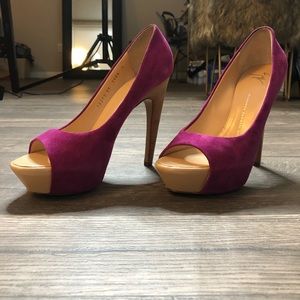 Giuseppe Zanotti Fuchsia Peep Toe suede pumps